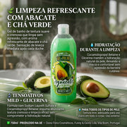 Dona Flora Gel de Banho Abacate e Chá Verde: o frasco numa casa de banho, com blocos de texto de venda por cima