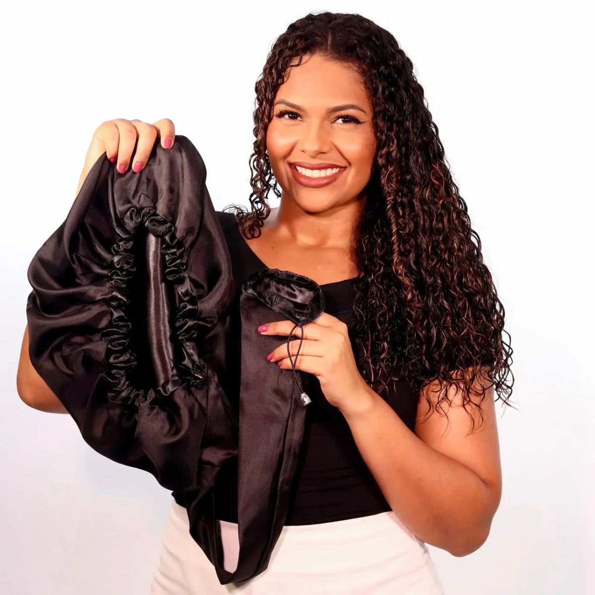 Soulta Touca Difusora Preta de Cetim Anti Frizz