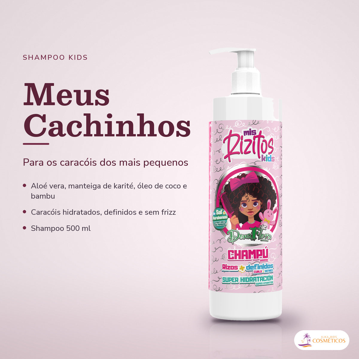 Shampoo Meus Cachinhos Kids Dona Flora Definição: frasco em fundo de estúdio, com o nome da linha e as notas