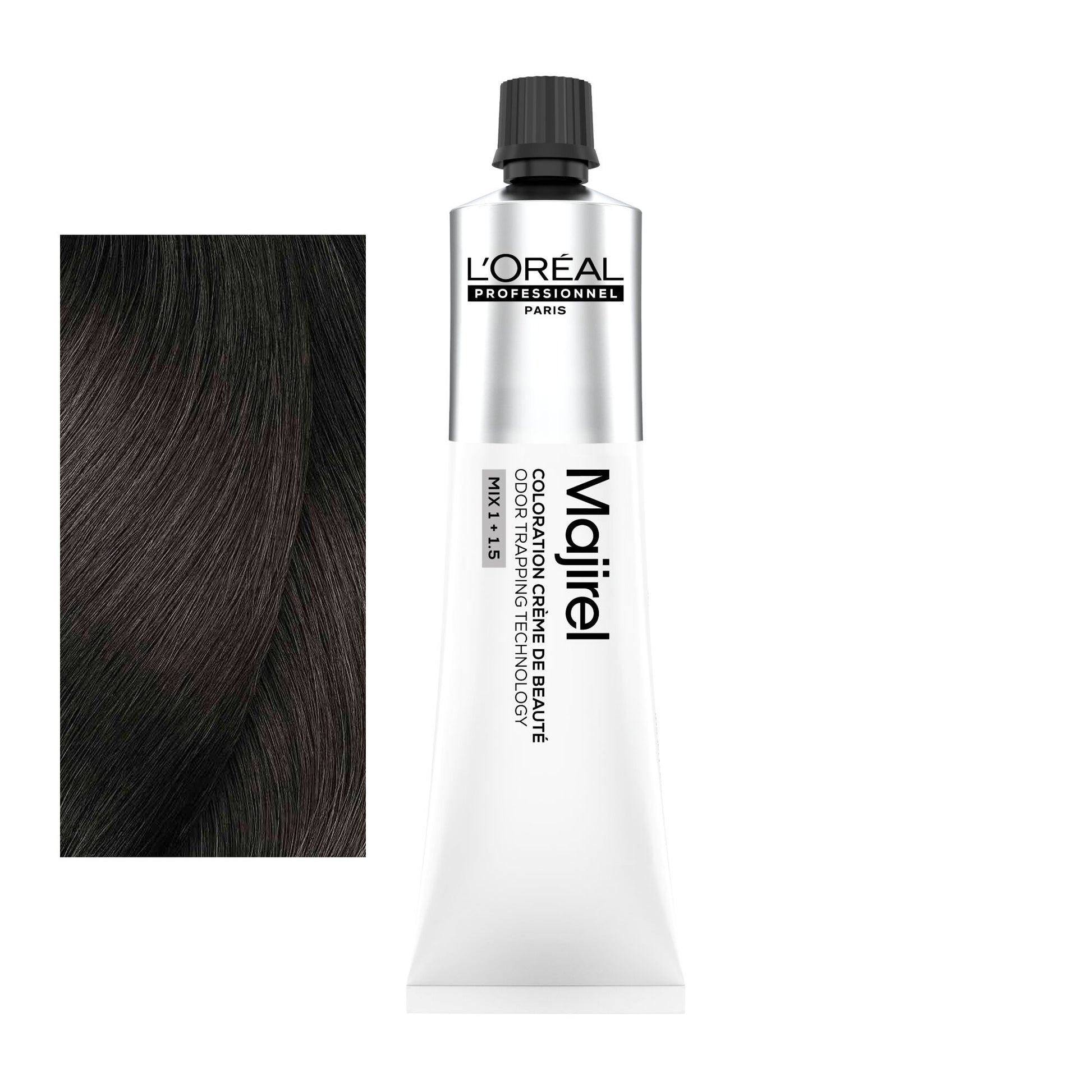 Coloração Majirel tom 4.3: amostra da cor junto ao tubo de 60 ml